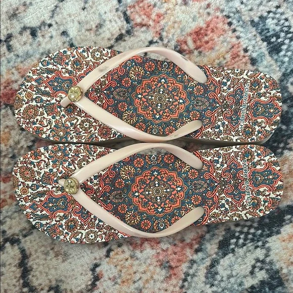 Tory Burch Rose Gold Sandals with Bohemian Pattern - Picture 2 of 4